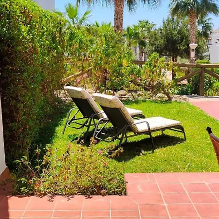 Apto Pueblo Salinas Apartment